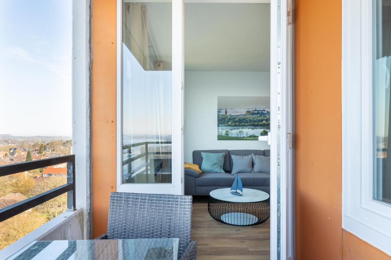 Mooi: Fantastisches Apartment Mit Seeblick Und Stil, Netflix Ploen Exterior photo